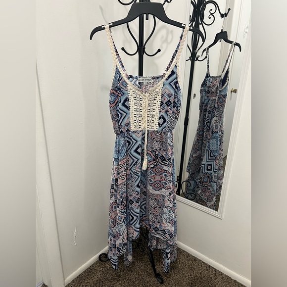 Almost Famous Blue Geometric High Low Dress - Picture 1 of 8